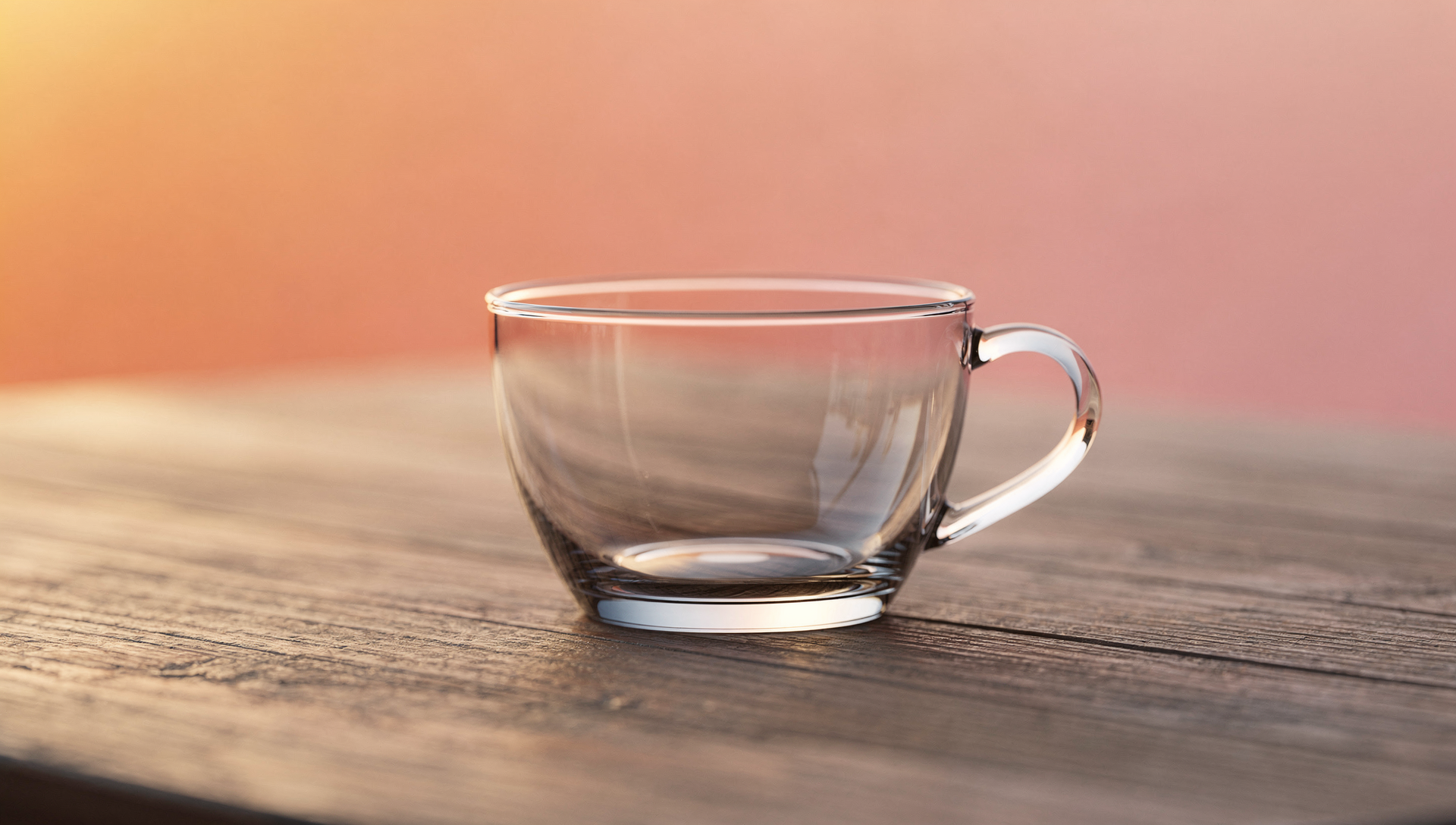 Una copa de cristal vacía sobre una mesa, simbolizando el agotamiento emocional y la falta de autocuidado profundo.